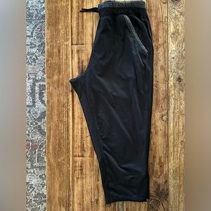 Under armor crop pant. M.